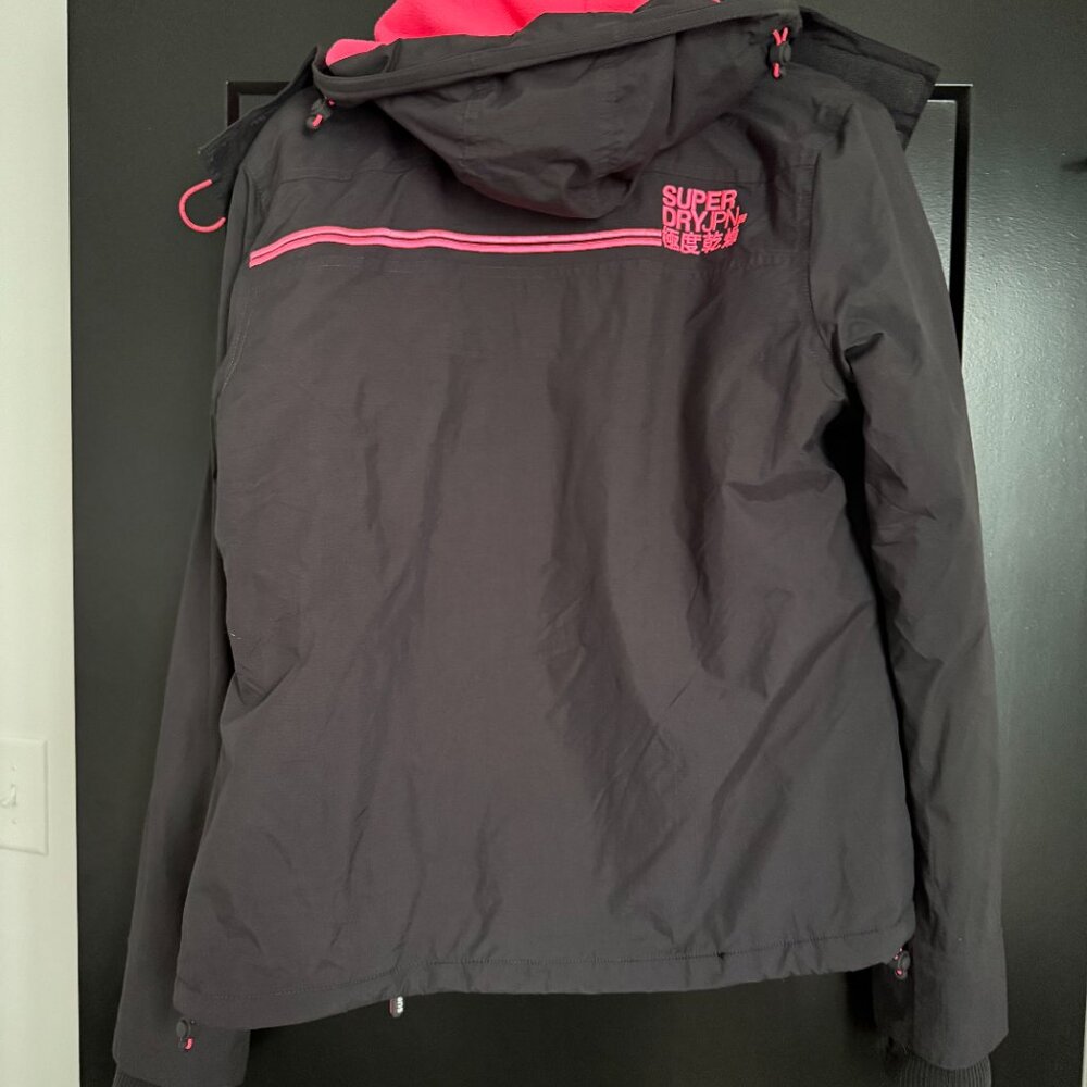 NWT Superdry Grey Pink Pop Zip Hooded Arctic SD-Windcheater Jacket XLARGE - Picture 3 of 4